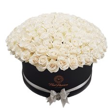 150 Rose Box | Milan Luxury Florist | Million Roses